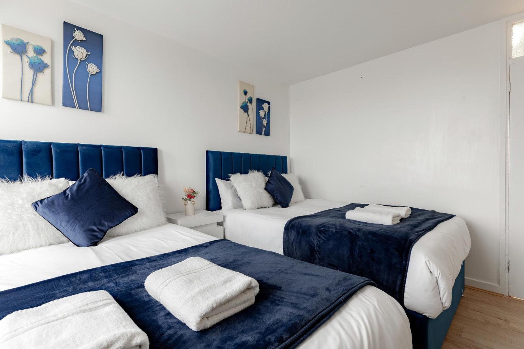 Superb' 2br With Panoramic View Near Marble Arch! * Londen
